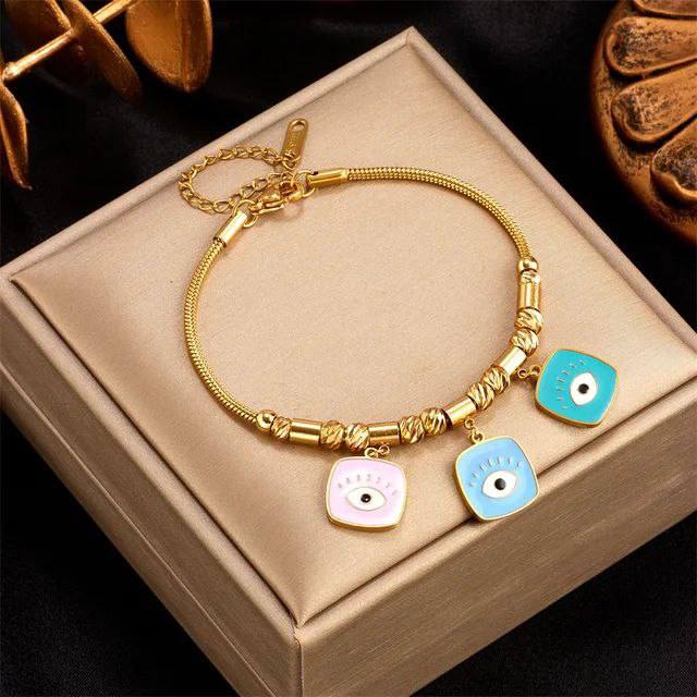 Gold Evil eyes Bracelet